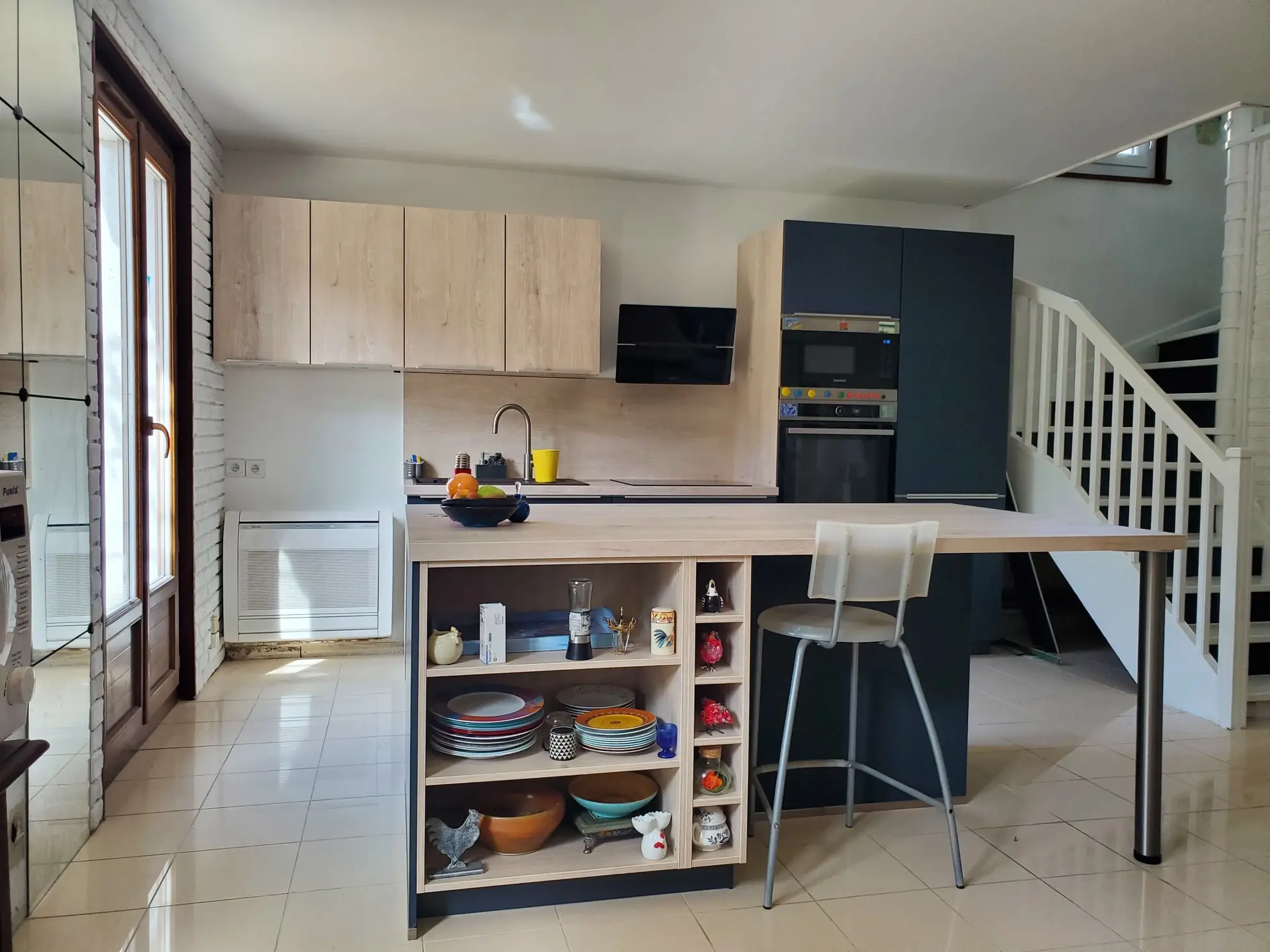 Maison familiale de 4 pièces avec jardin à Saint-Fons dans secteur résidentiel 