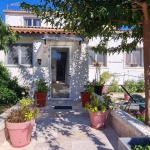 Maison rénovée avec 4 chambres, jardin clos et piscinable à Saint Paul Trois Châteaux