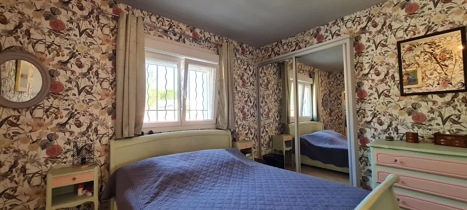 Maison rénovée avec 4 chambres, jardin clos et piscinable à Saint Paul Trois Châteaux 