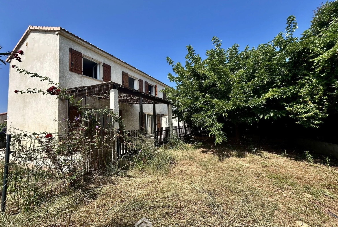 Maison de 83 m² avec terrasse et jardin à Folelli 