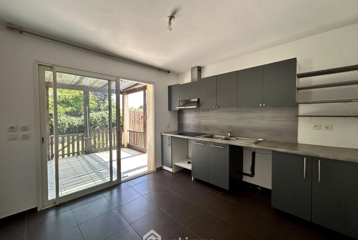 Maison de 83 m² avec terrasse et jardin à Folelli 