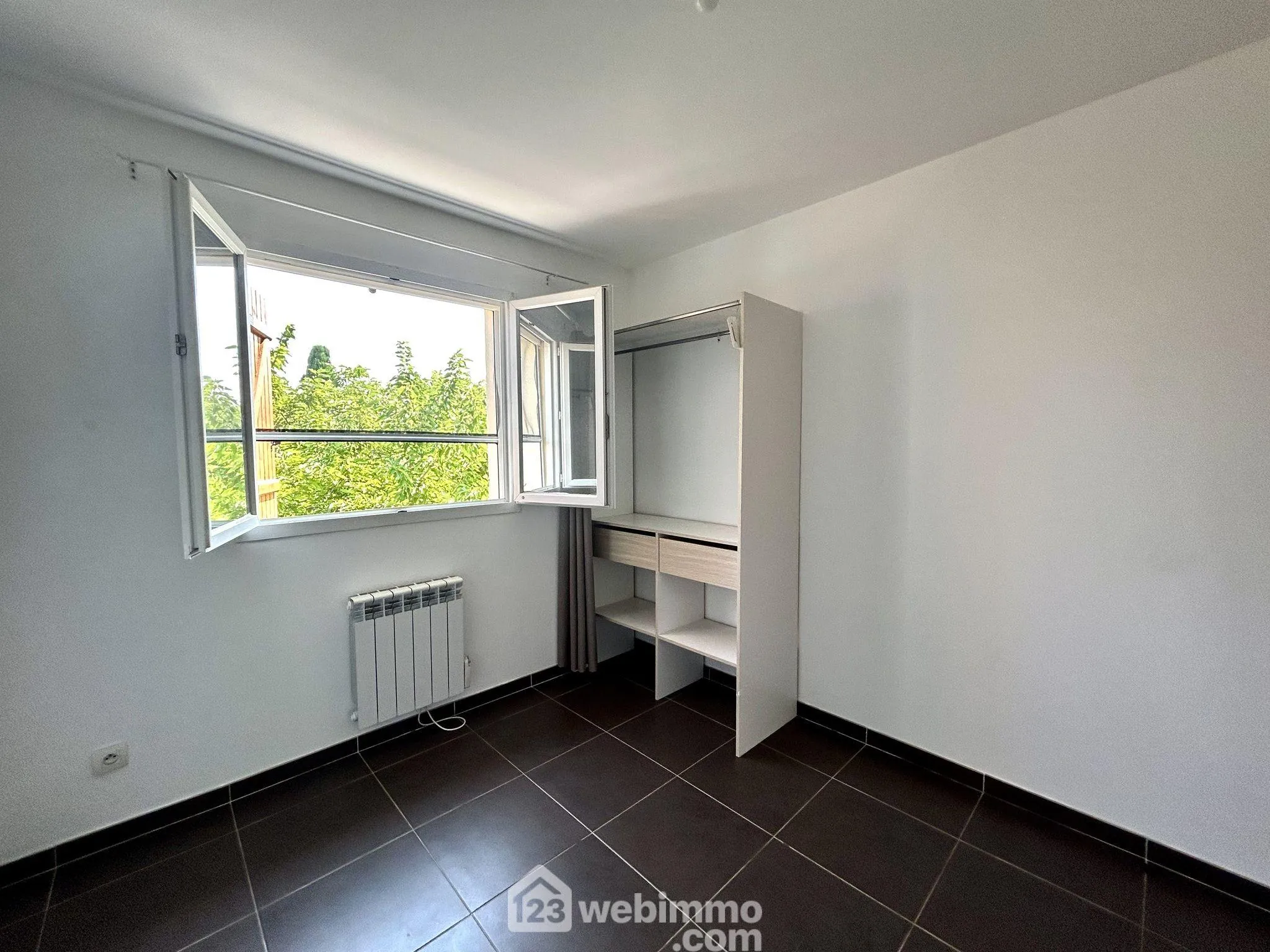Maison de 83 m² avec terrasse et jardin à Folelli 