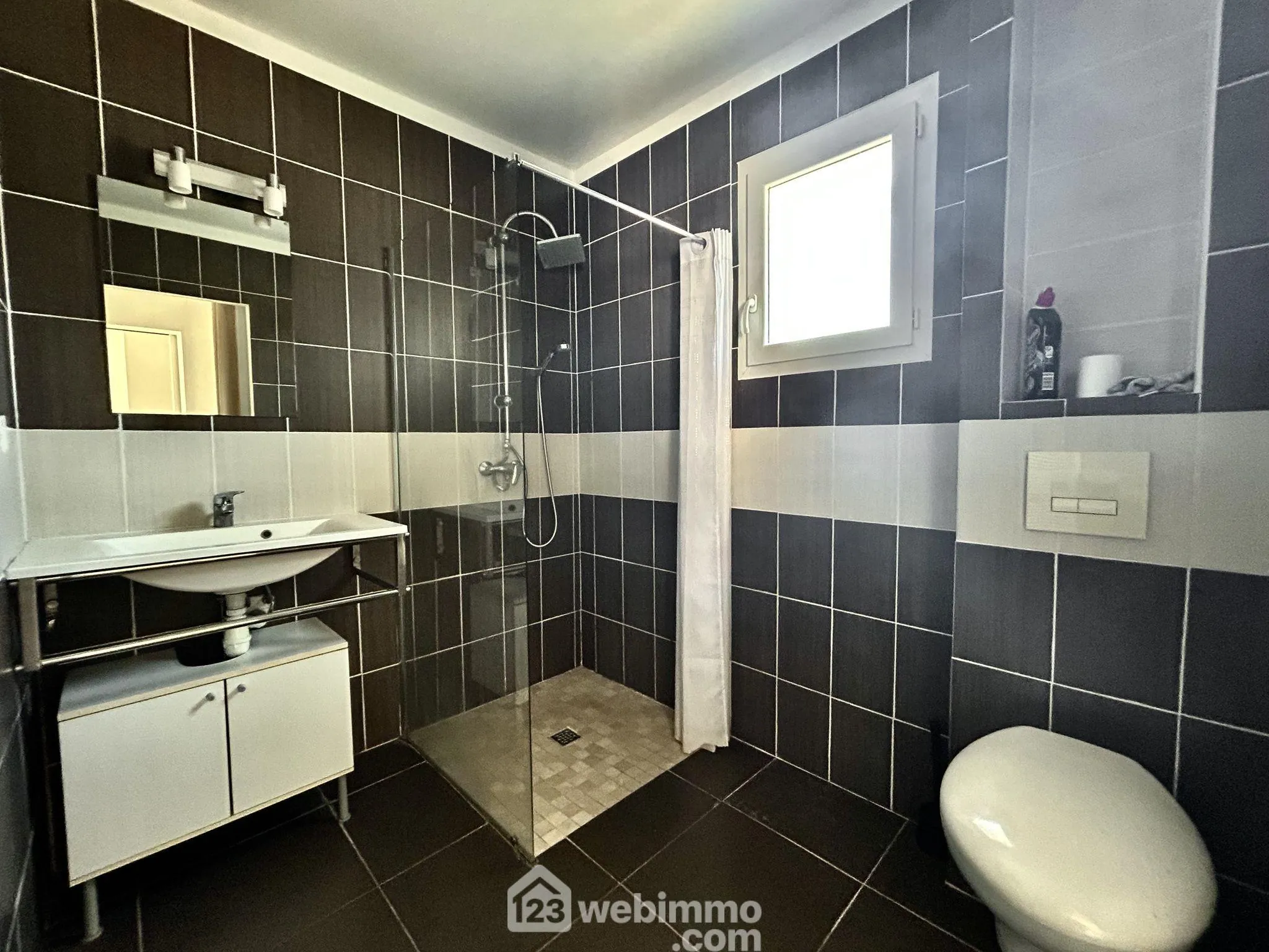 Maison de 83 m² avec terrasse et jardin à Folelli 