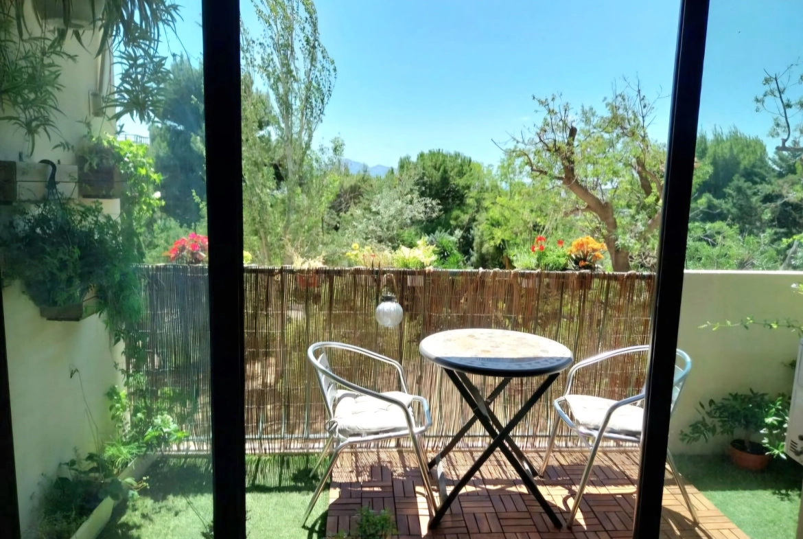Appartement T4 rénové à Marseille La Fourragère - 72,5 m² avec balcons, proximité commodités 
