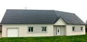 Maison familiale de plain-pied à vendre à Le Bocasse avec grand jardin