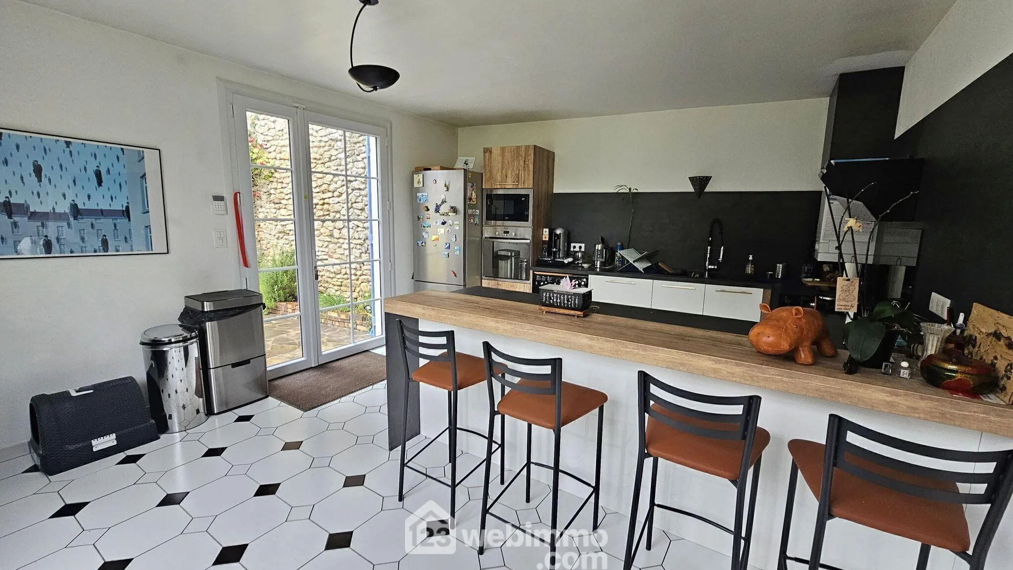 Maison de 110 m² à Gironville-sur-Essonne avec jardin et dépendance 
