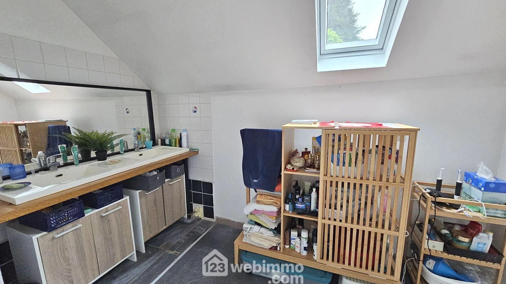 Maison de 110 m² à Gironville-sur-Essonne avec jardin et dépendance 
