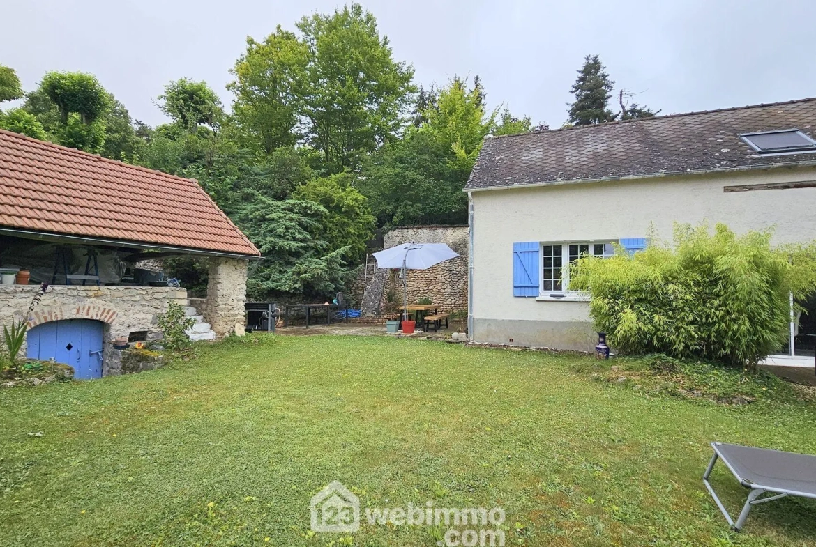 Maison de 110 m² à Gironville-sur-Essonne avec jardin et dépendance 
