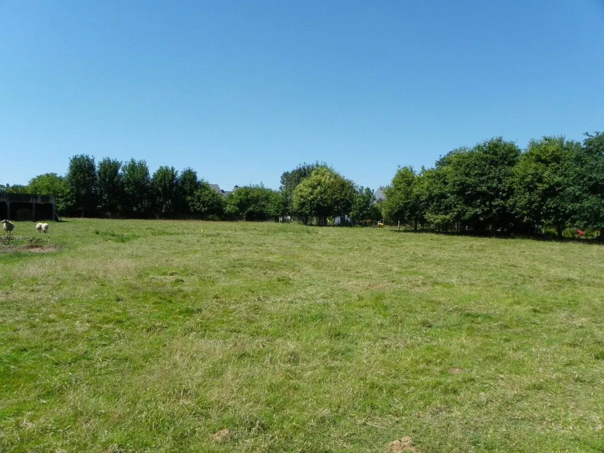 Terrain constructible de 700 m² à vendre à Hostens (33) – Projet clé en main 
