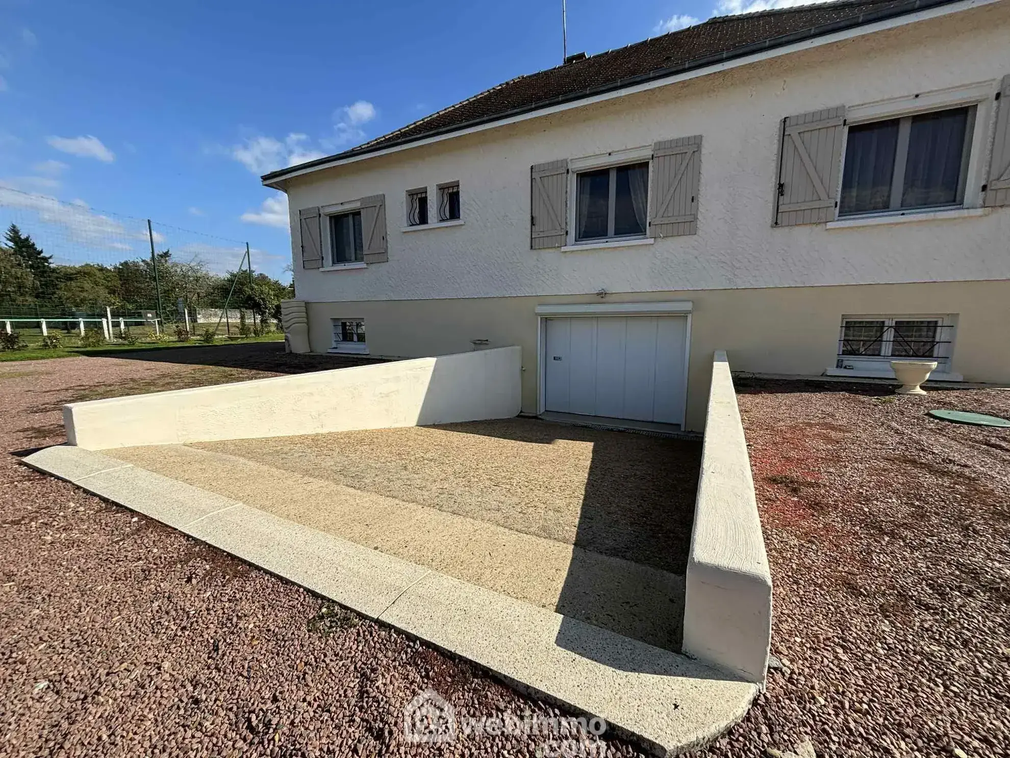 Maison familiale de 125 m² avec terrain arboré à Antran 