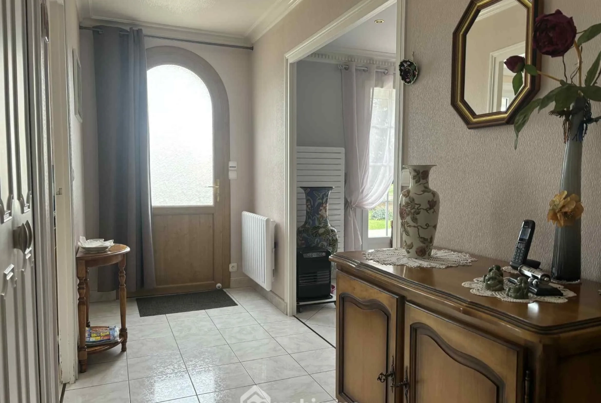 Maison familiale de 125 m² avec terrain arboré à Antran 