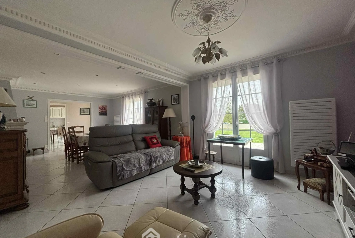 Maison familiale de 125 m² avec terrain arboré à Antran 