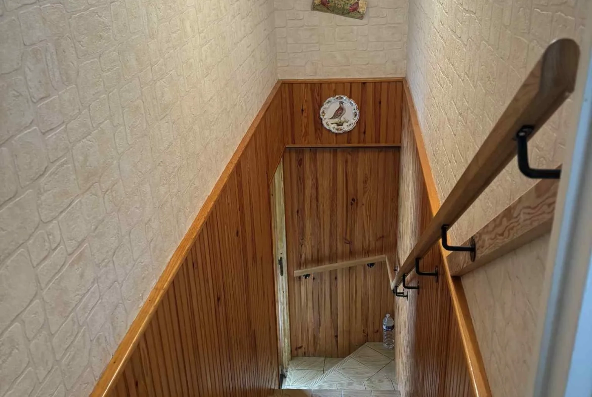 Maison familiale de 125 m² avec terrain arboré à Antran 