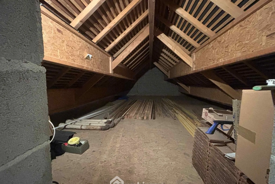 Maison familiale de 125 m² avec terrain arboré à Antran 