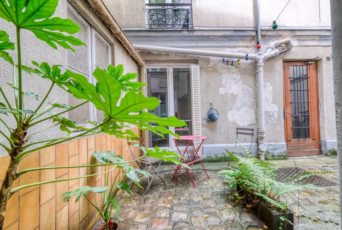 Studio à vendre dans le 14e arrondissement de Paris proche métro Pernety 