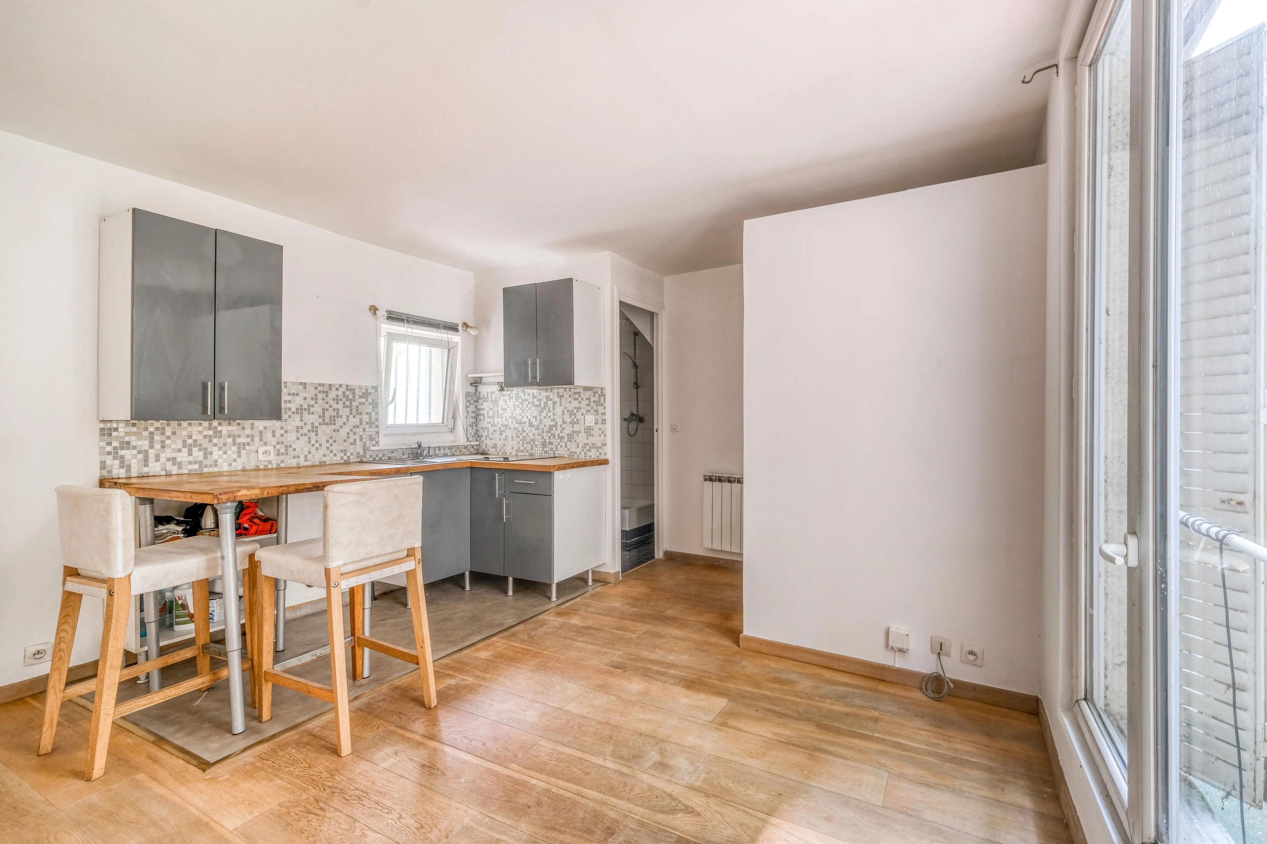 Studio à vendre à Paris 14e proche métro Pernety - 18,12 m² avec remise 