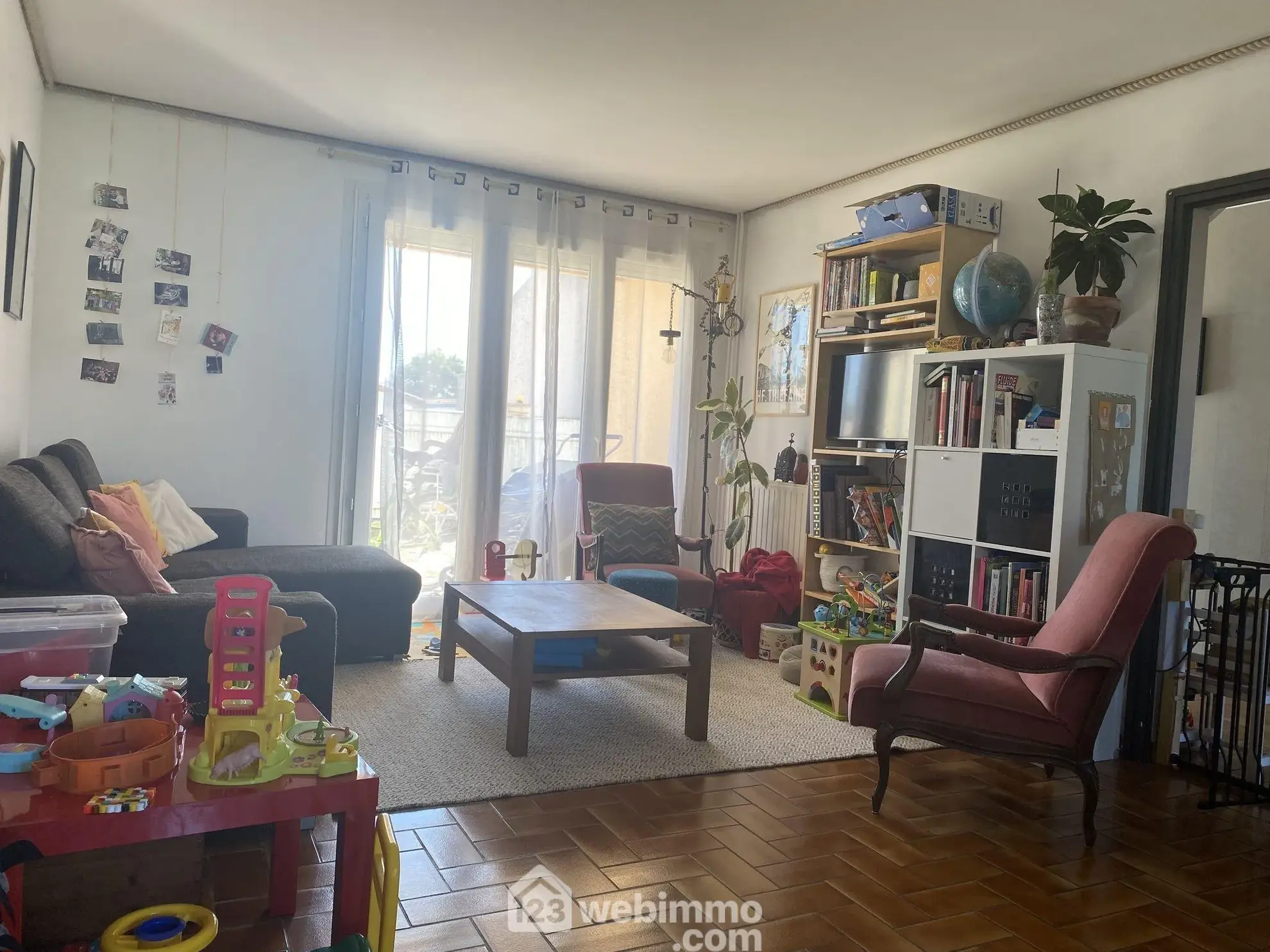 Maison spacieuse avec jardin à La Roche-sur-Yon - Calme et proximité commodités 