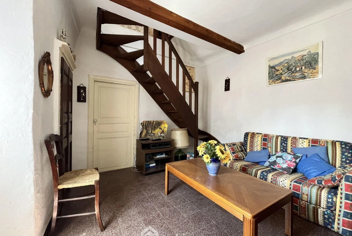 Appartement duplex à Calenzana de 48 m² à rénover 