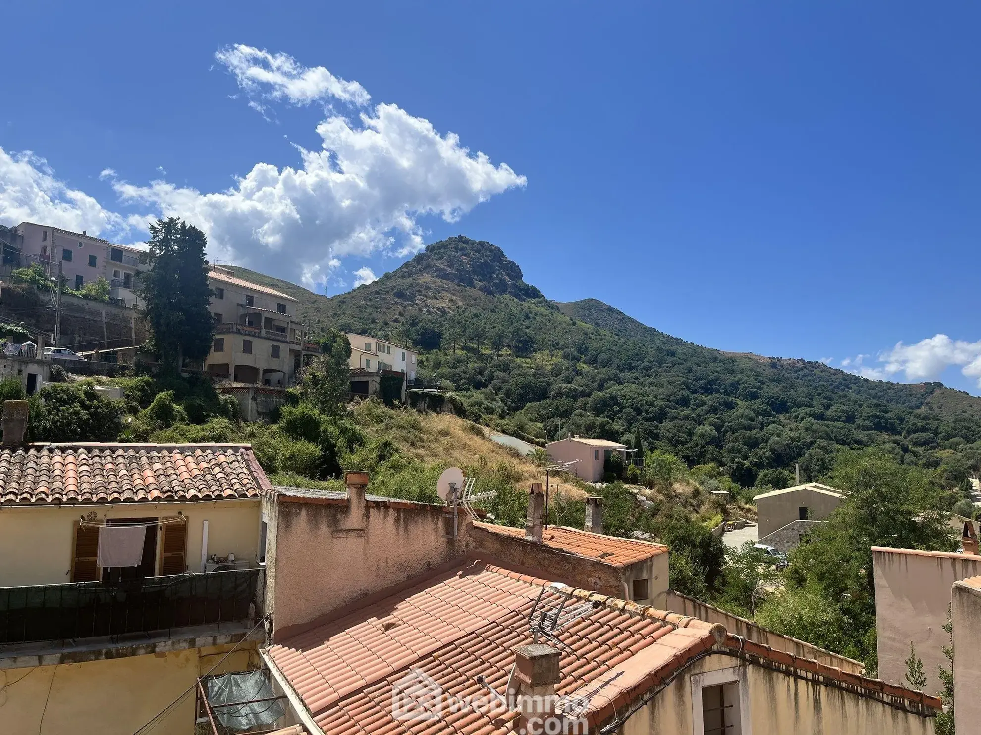 Appartement duplex à Calenzana de 48 m² à rénover 