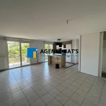 Vente T2 sécurisé de 58 m² à Roche la Molière avec parking et balcon