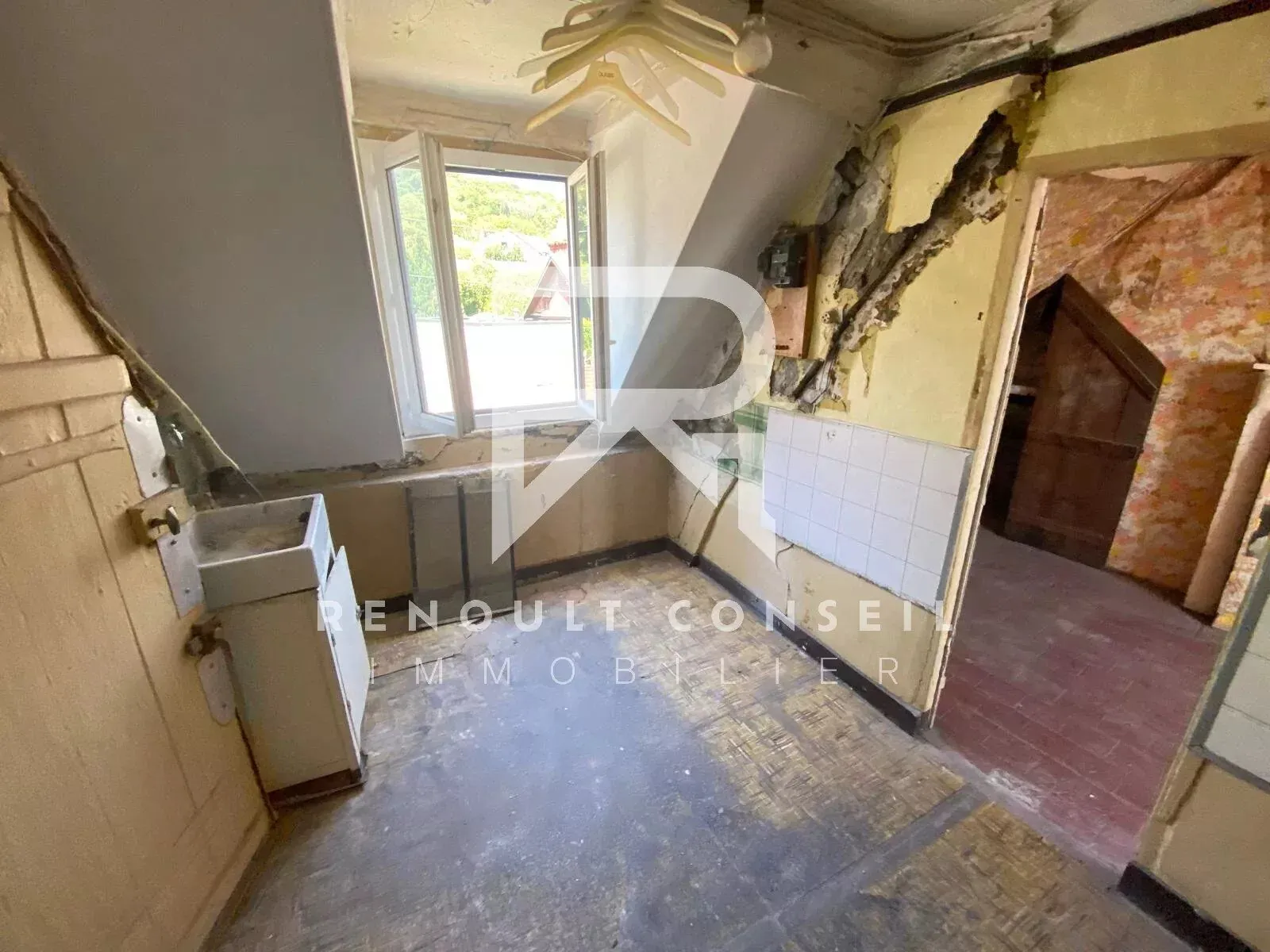 À vendre ensemble de plateaux à aménager secteur coteaux ouest à Rouen 