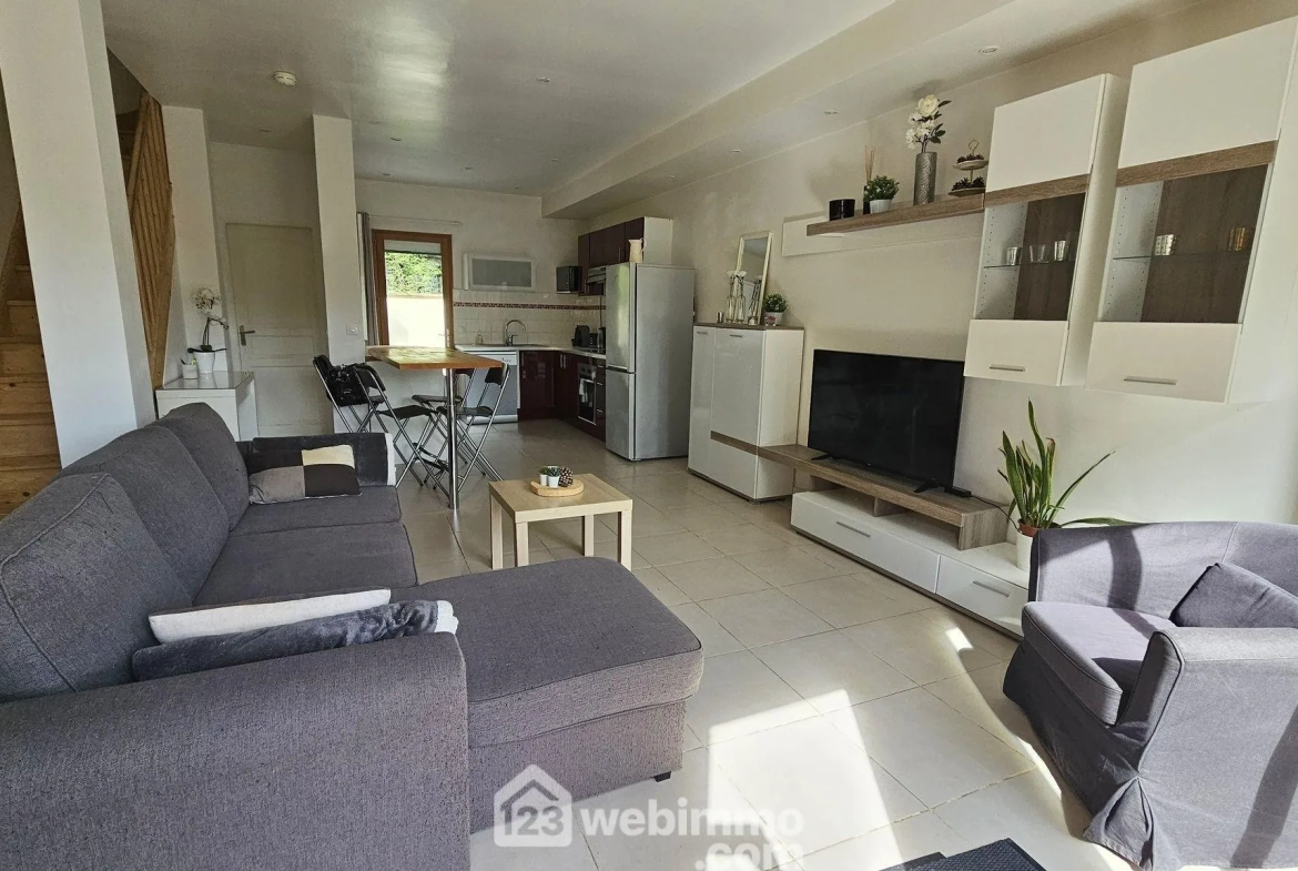 Charmante maison de 66 m² avec terrasses et jardin à Arbonne-la-Forêt 
