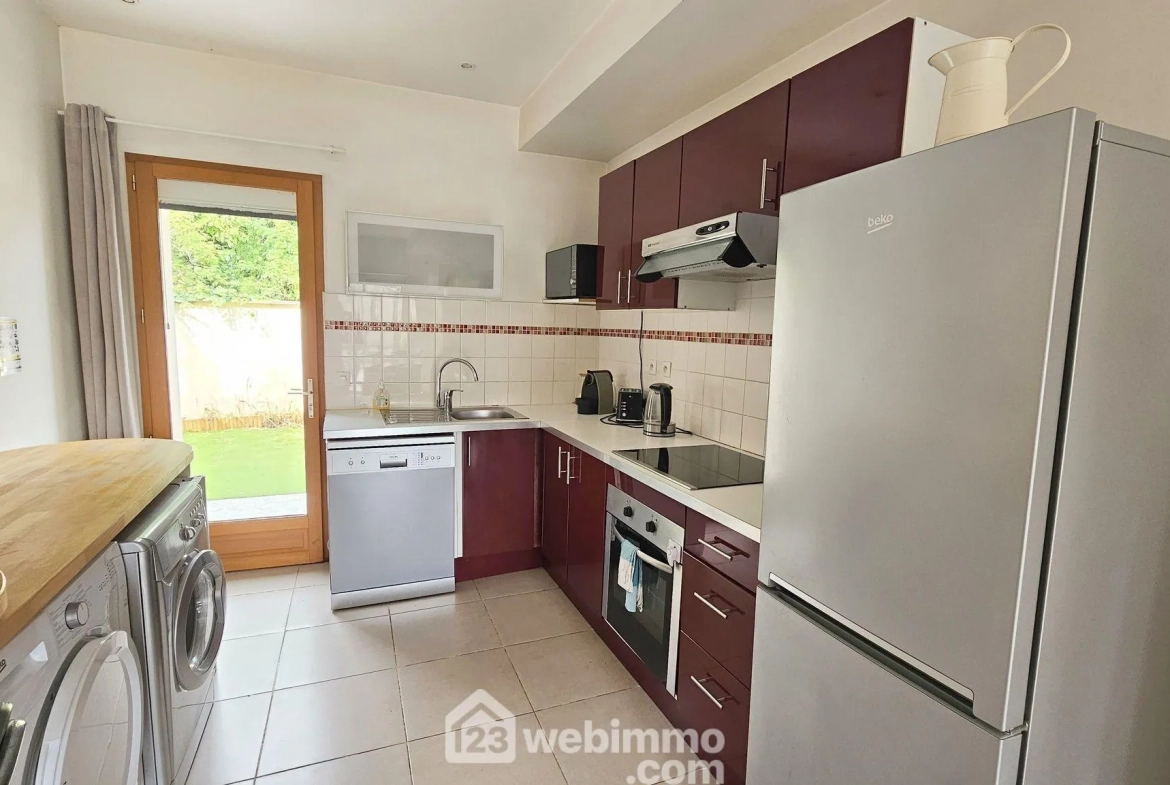 Charmante maison de 66 m² avec terrasses et jardin à Arbonne-la-Forêt 