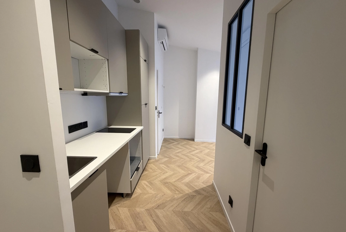 Bel appartement T2 rénové à Lyon avec prestations de qualité 