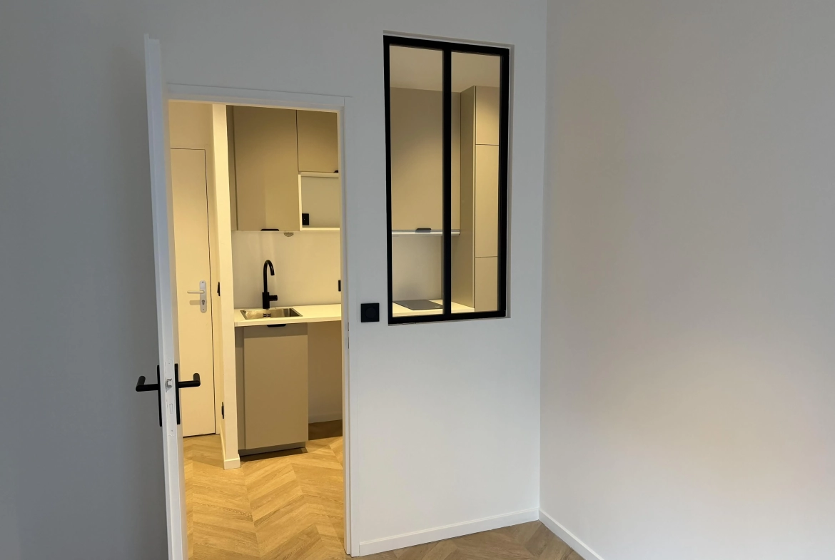 Bel appartement T2 rénové à Lyon avec prestations de qualité 