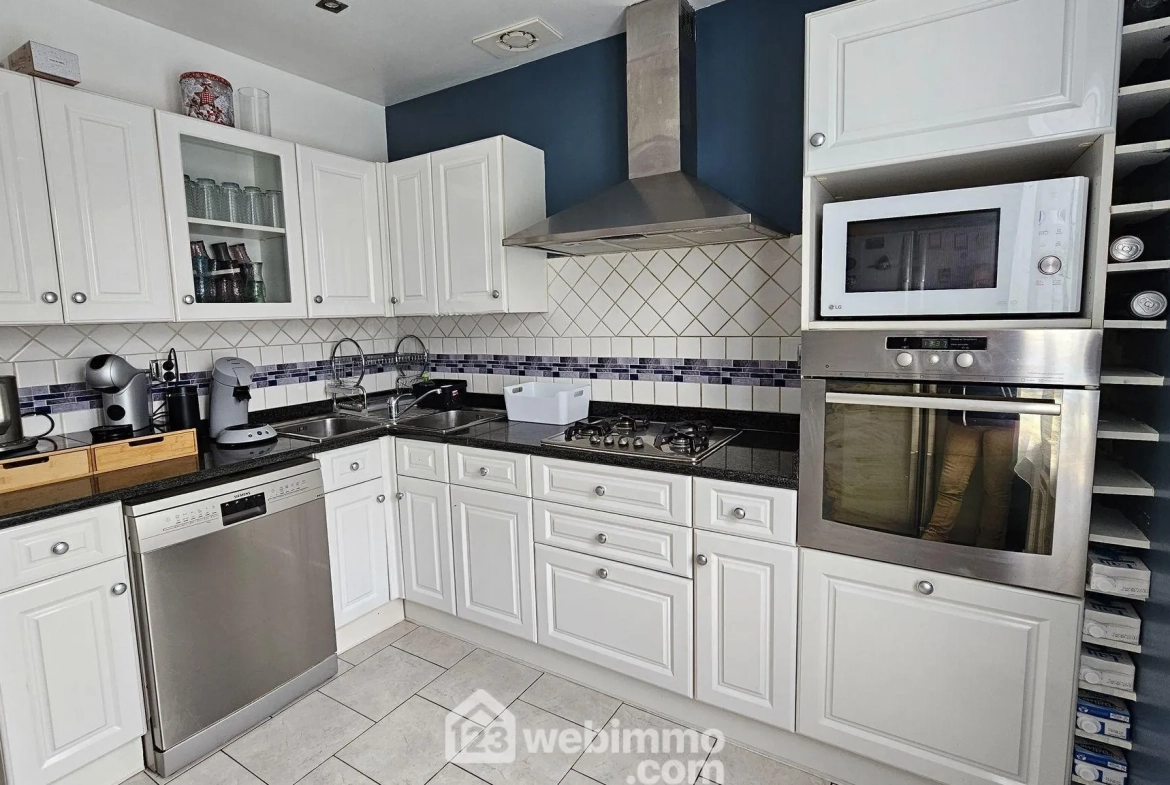 Belle maison de plain-pied de 91 m² avec jardin à Le Malesherbois 