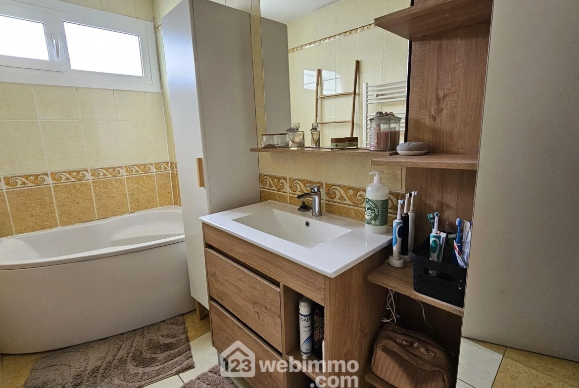 Belle maison de plain-pied de 91 m² avec jardin à Le Malesherbois 