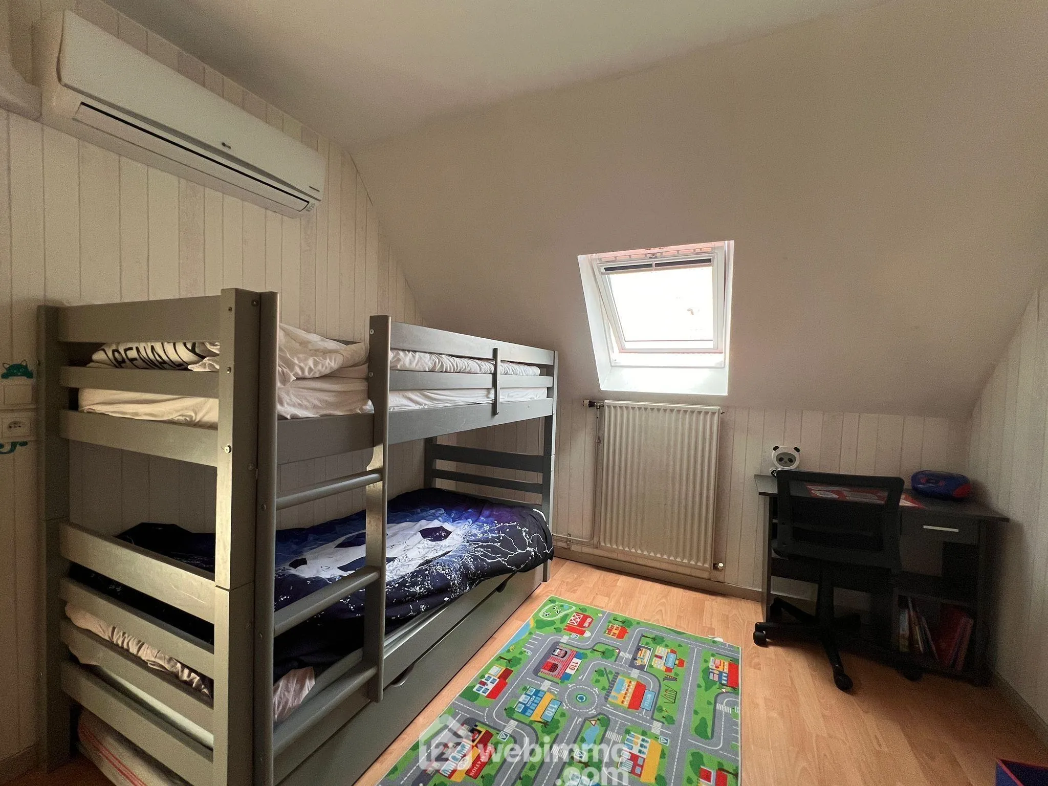Maison 4 chambres avec garage et terrain à Belleville-sur-Meuse 