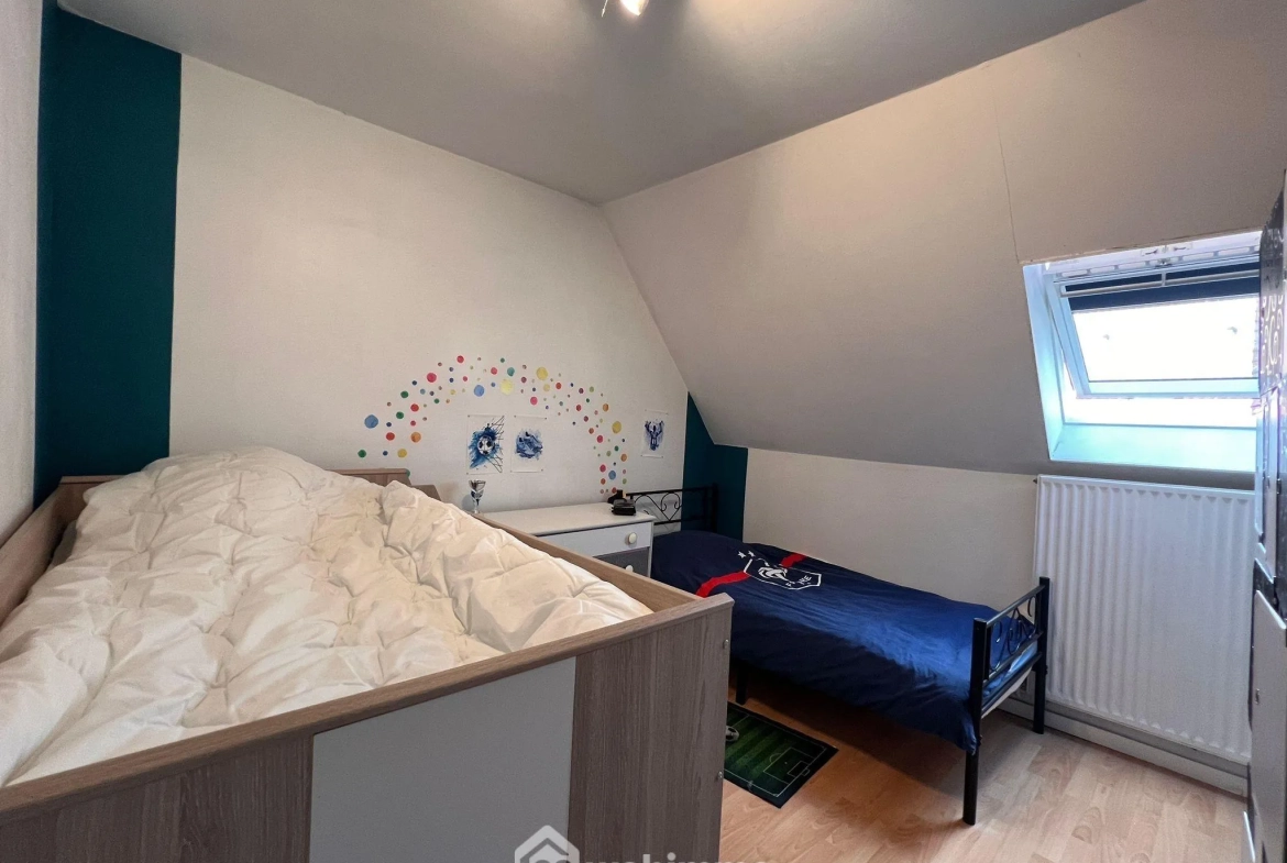 Maison 4 chambres avec garage et terrain à Belleville-sur-Meuse 