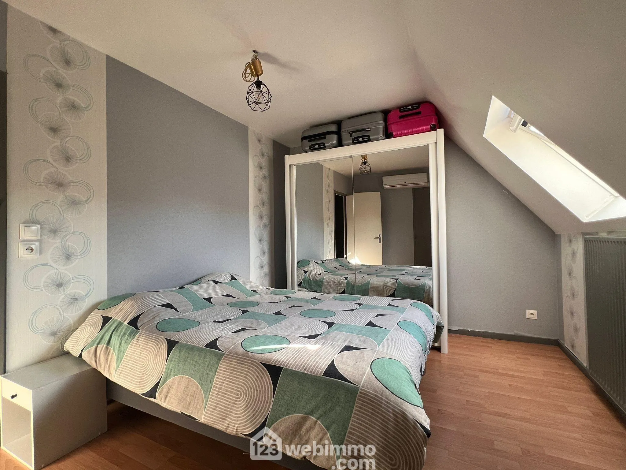 Maison 4 chambres avec garage et terrain à Belleville-sur-Meuse 