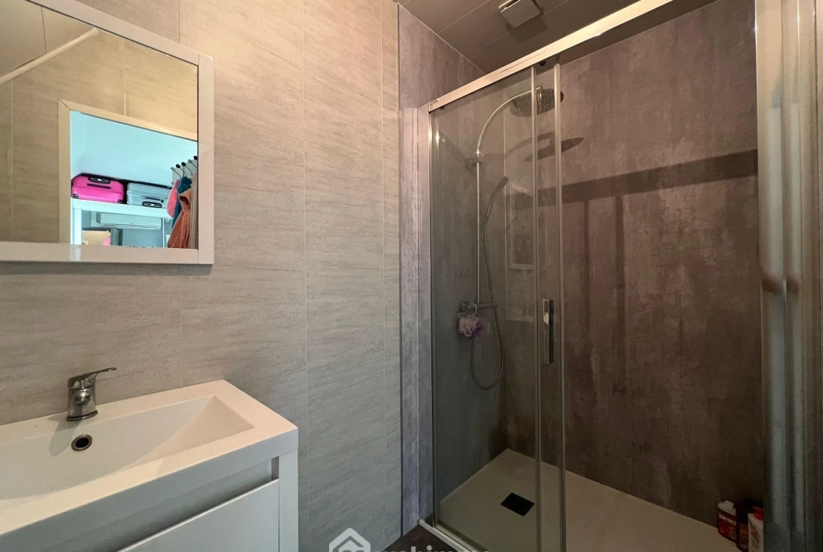 Maison 4 chambres avec garage et terrain à Belleville-sur-Meuse 