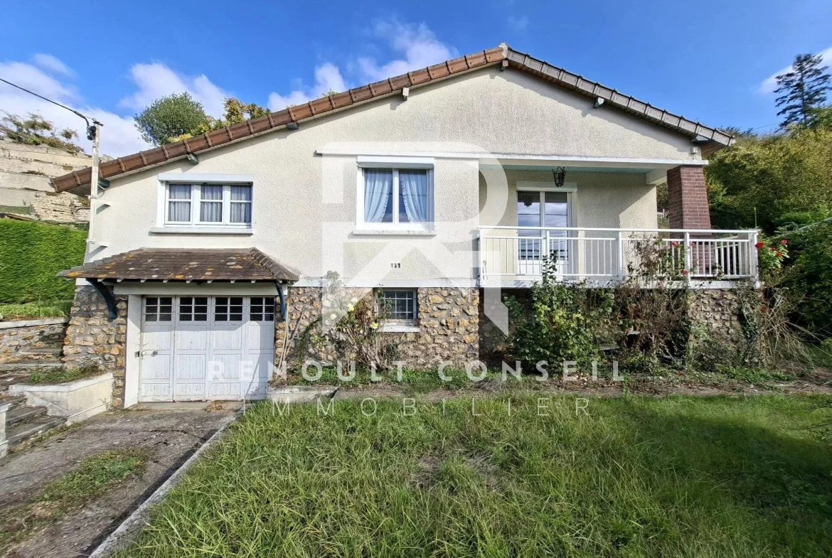 Maison à vendre à Beaumontel — 74 m² avec terrain de 920 m², 2 chambres, sous-sol et portail électrique 