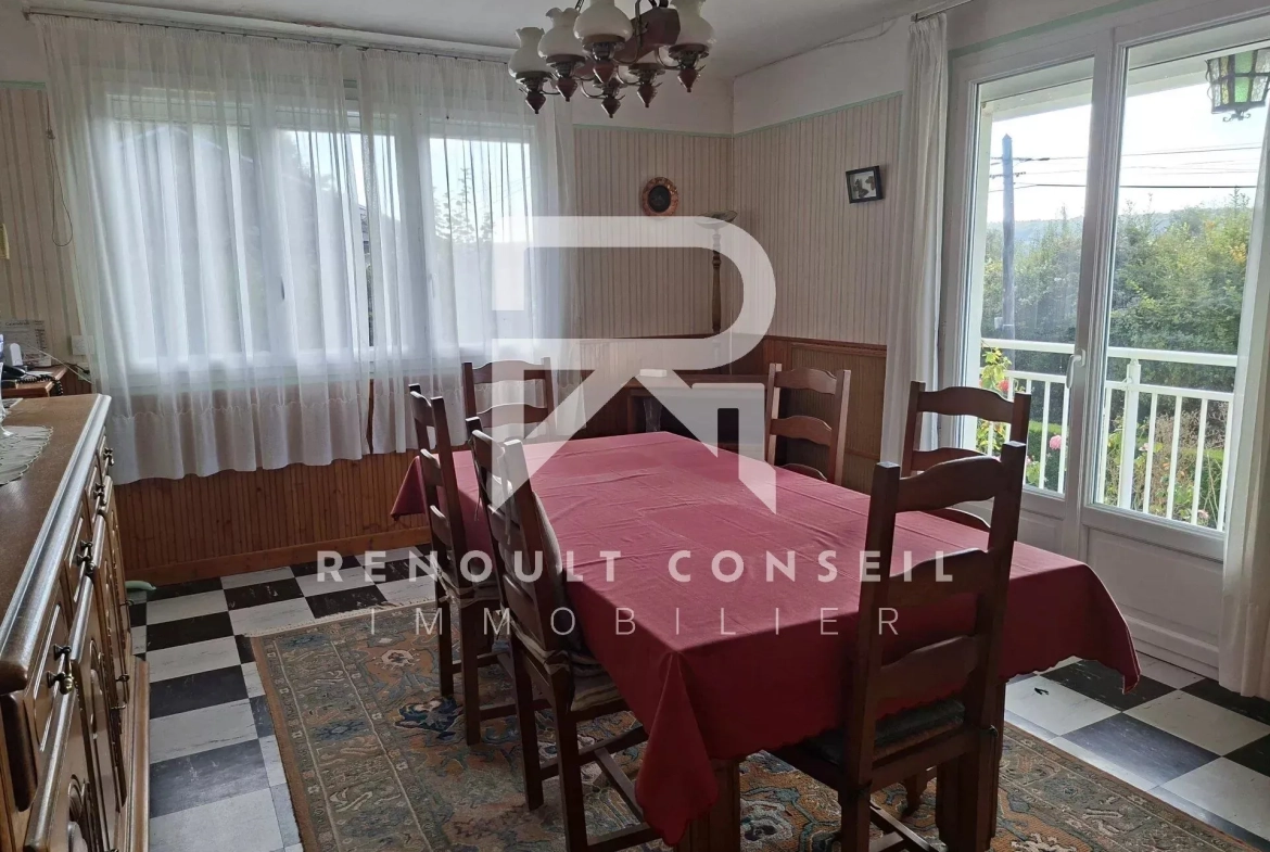 Maison à vendre à Beaumontel — 74 m² avec terrain de 920 m², 2 chambres, sous-sol et portail électrique 