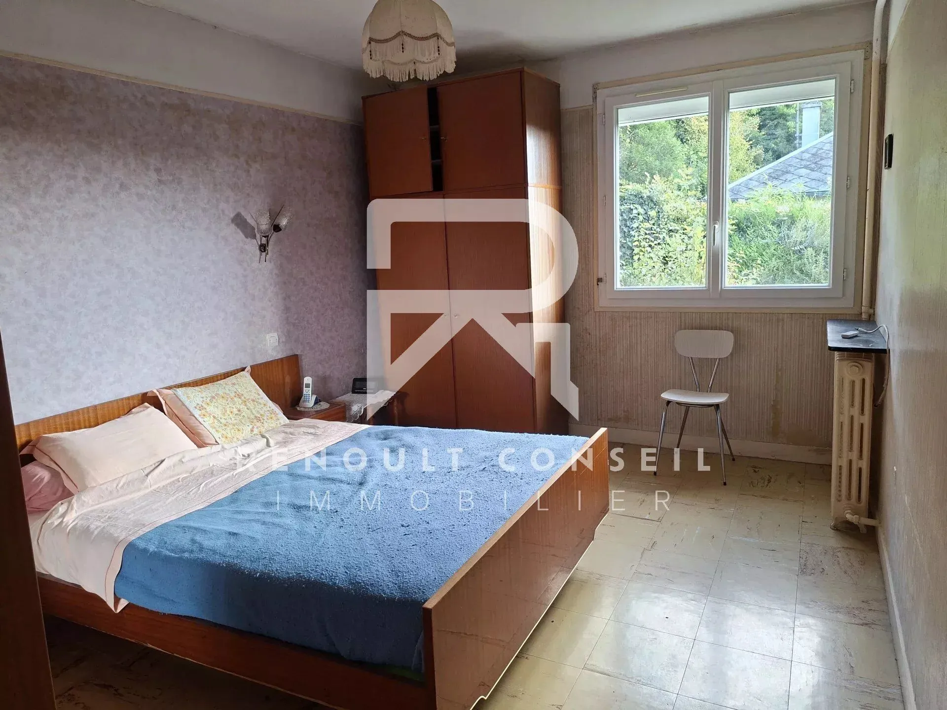 Maison à vendre à Beaumontel — 74 m² avec terrain de 920 m², 2 chambres, sous-sol et portail électrique 