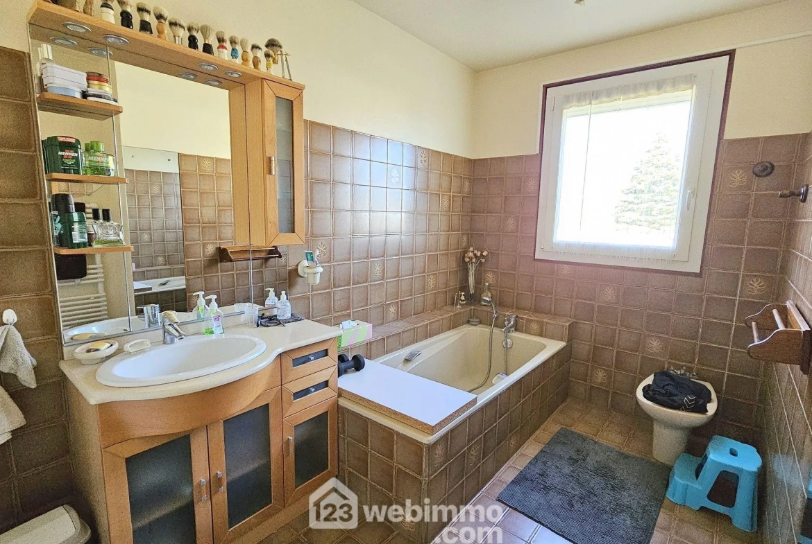 Maison de 176 m² avec jardin et dépendance au Malesherbois 