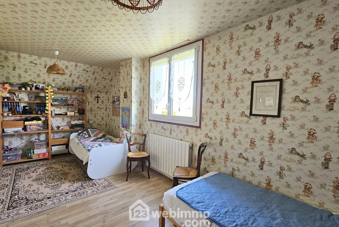 Maison de 176 m² avec jardin et dépendance au Malesherbois 