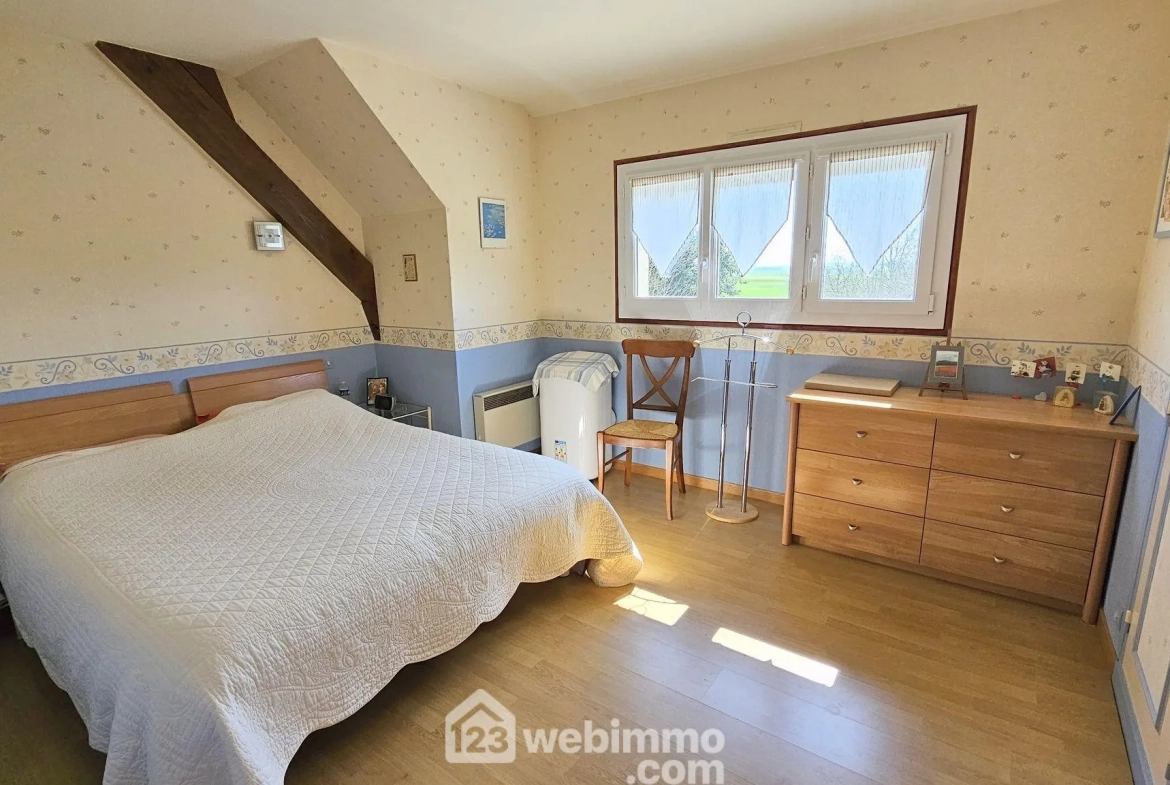 Maison de 176 m² avec jardin et dépendance au Malesherbois 
