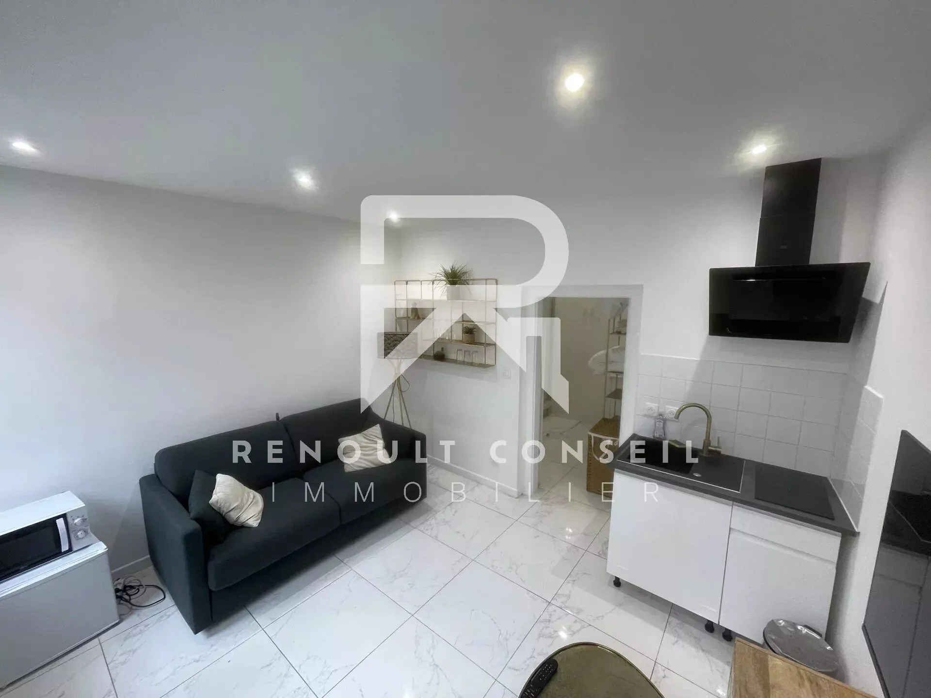 Studio à vendre de 16,79 m² dans le centre historique de Rouen 