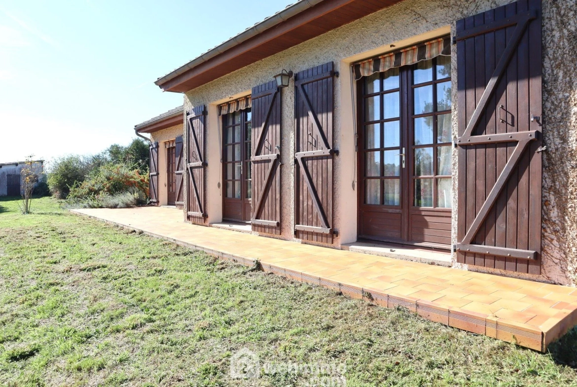 Maison de 94 m² avec 3 chambres à Bonnes, terrain de 2000 m², garage et sous-sol complet 