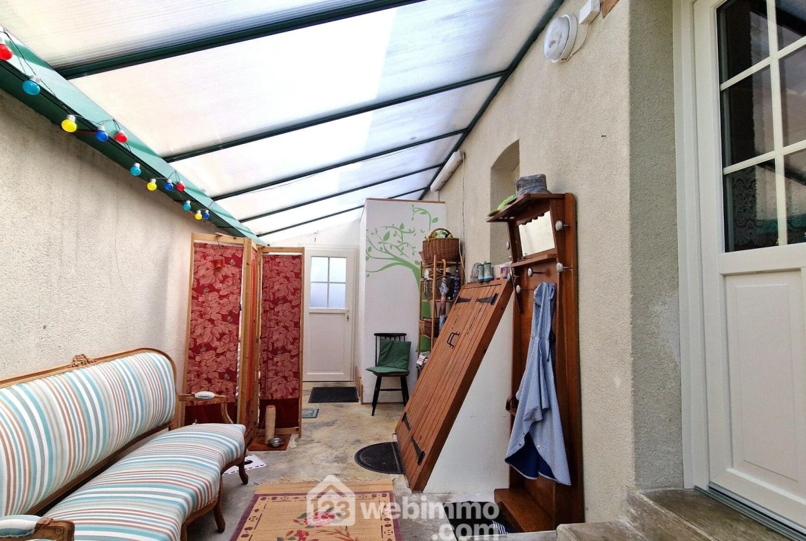 Charmante maison en pierre de 140 m² à Veslud, prête à emménager 