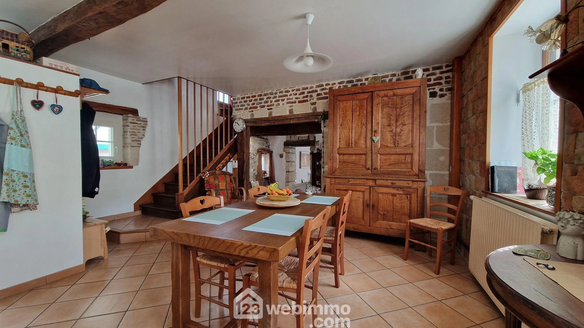 Charmante maison en pierre de 140 m² à Veslud, prête à emménager 