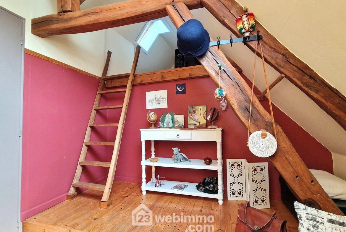 Charmante maison en pierre de 140 m² à Veslud, prête à emménager 