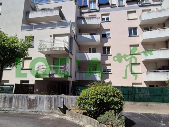 Appartement F2 avec balcon et parking à Dijon proche Toison d'Or