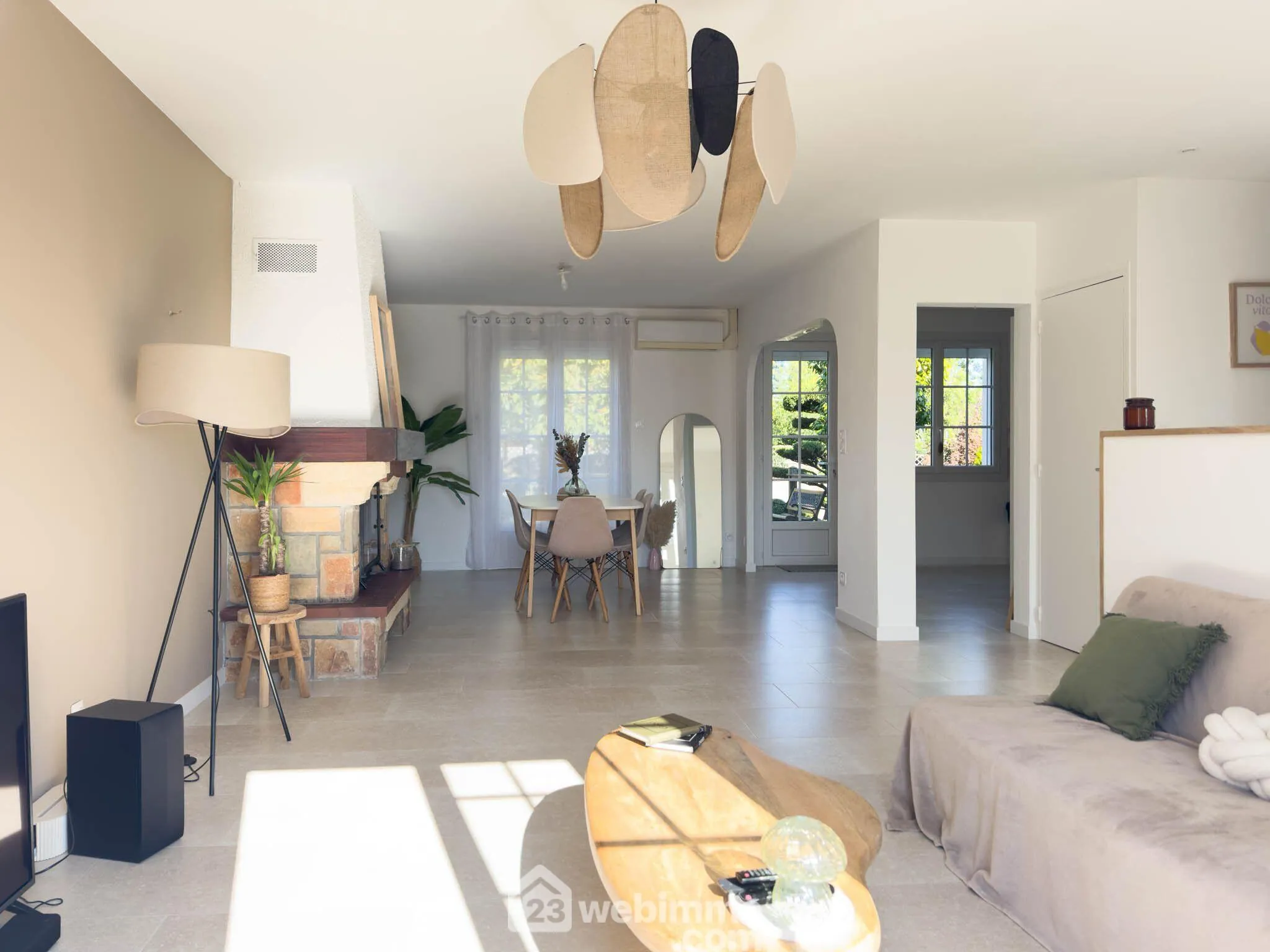 À vendre maison récente de 88 m² à Toutlemonde, 3 chambres avec garage et jardin 