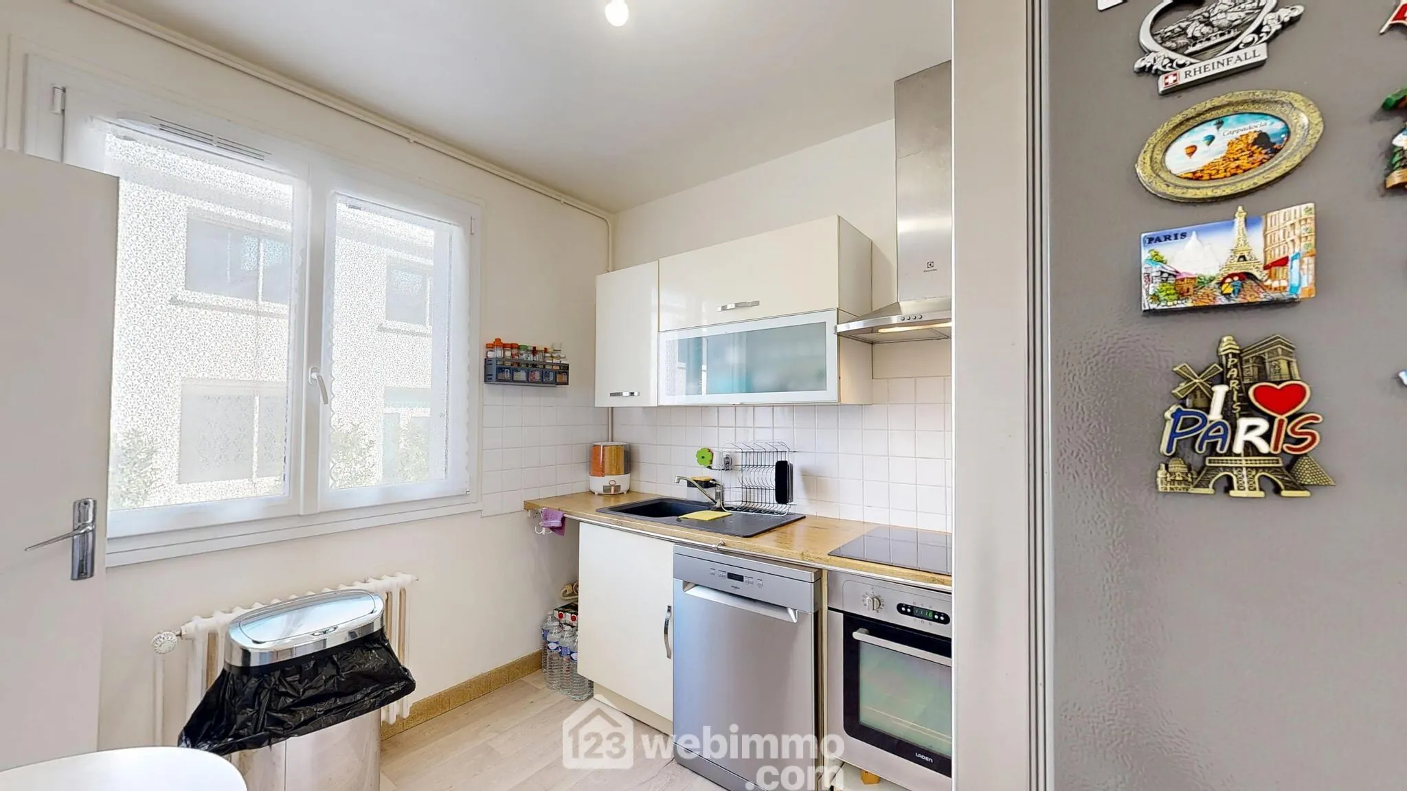Appartement 4 pièces à vendre à Compiègne dans résidence calme avec parking 