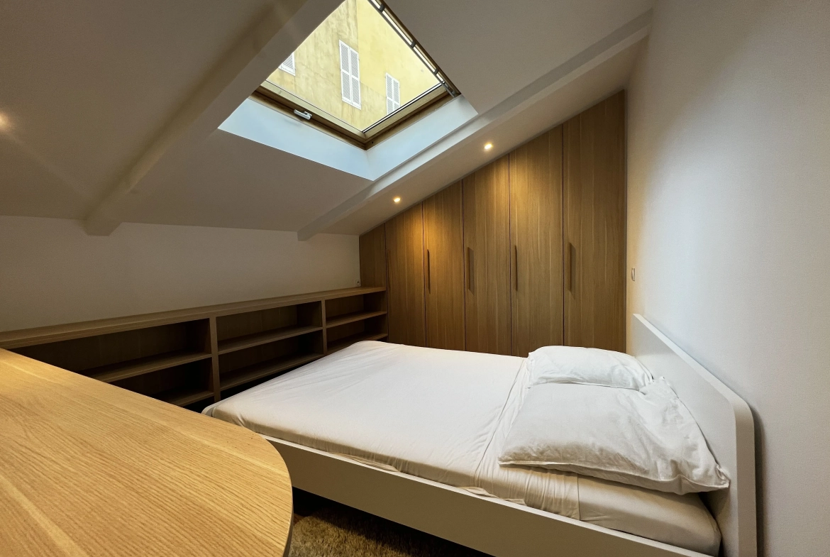 Charmant loft de 30 m² en rez-de-chaussée dans le 6e arrondissement de Marseille 